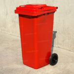 Bote de Basura 240 Lts. / 65 Galones color Rojo - Imagen 4