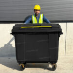 Contenedor de Basura 1100 Lts. / 290 Galones color Negro - Imagen 7